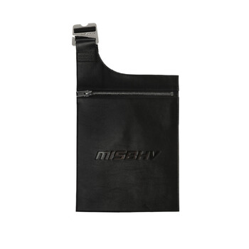 Misbhv màu đen Embossed Logo Envelope Túi đeo vai chính hãng 5 misbhv black embossed logo envelope shoulder bag 020ma14 black