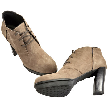 Giày Tod's nữ Midcalf Booties màu sáng Mud / màu đen chính hãng 6 tods
