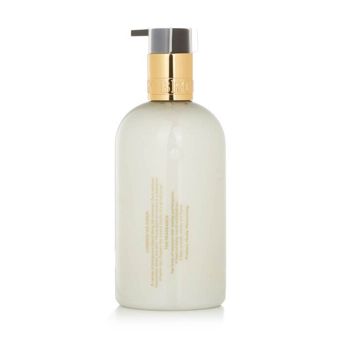 Lotion tay Molton Brown Oudh Accord Gold 300ml giá rẻ