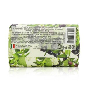 Xà phòng tự nhiên Nesti Dante Dolce Vivere Sardegna chiết xuất từ nhựa cây myrtle lentiscus & hương thảo 250g giá rẻ
