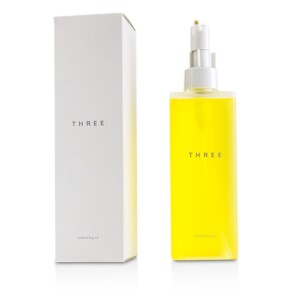 Three Cleansing Oil 98 Naturally Derived Ingredients 185ml