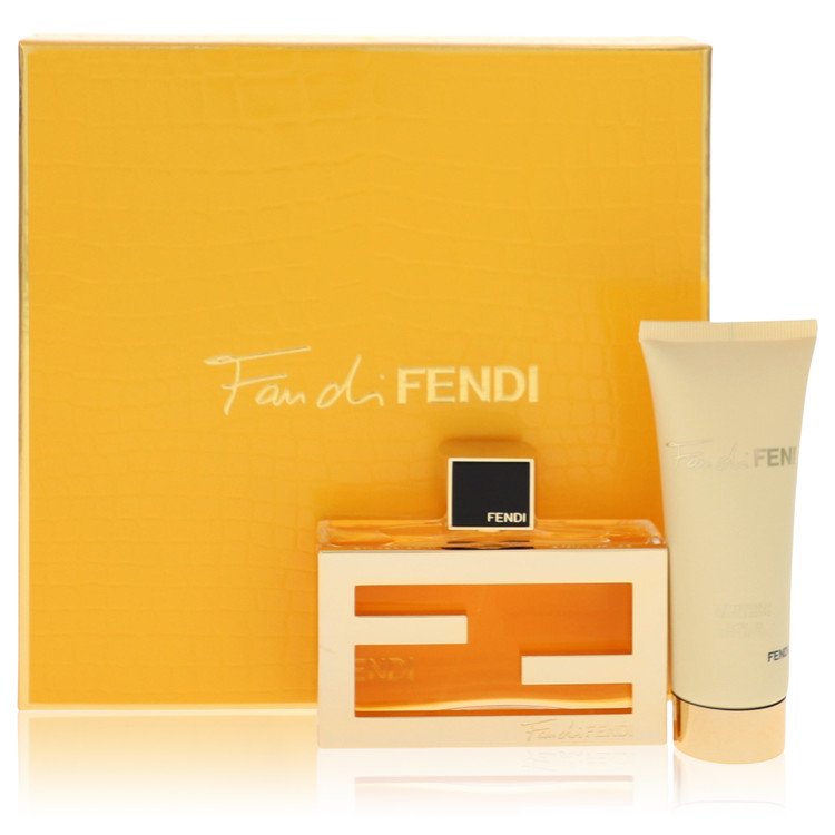 Bộ quà tặng Fan Di Fendi gồm có oz Eau De Parfum Spray