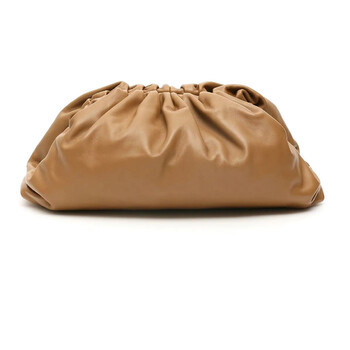 Mua túi Bottega Veneta The Pouch Clutch In Beige sale